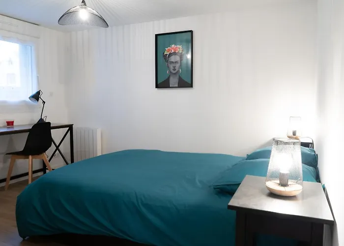 Bel Appartement Idealement Place Saint-Brieuc, Wifi, Parking Gratuit